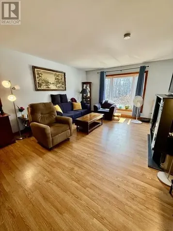38 Ottawa Avenue Elliot Lake ON P5A 2P1