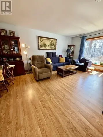 38 Ottawa Avenue Elliot Lake ON P5A 2P1