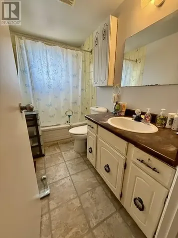 38 Ottawa Avenue Elliot Lake ON P5A 2P1