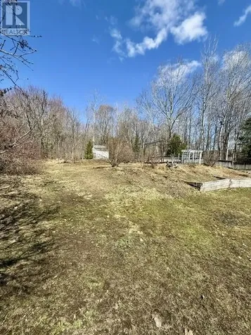 38 Ottawa Avenue Elliot Lake ON P5A 2P1