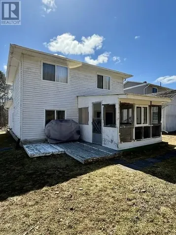 38 Ottawa Avenue Elliot Lake ON P5A 2P1