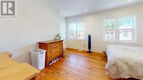 937 4th Avenue East Owen Sound ON N4K 2N9