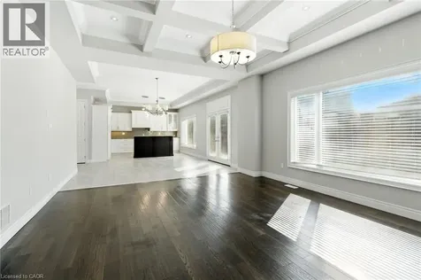 43 Riesling Court Hamilton ON L8G 0B4