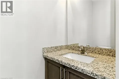 43 Riesling Court Hamilton ON L8G 0B4