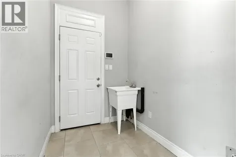 43 Riesling Court Hamilton ON L8G 0B4