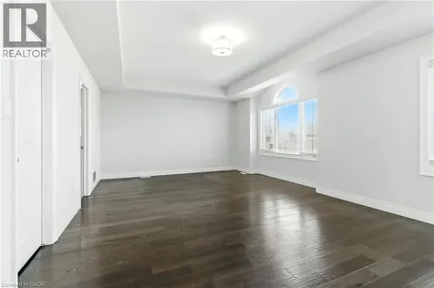 43 Riesling Court Hamilton ON L8G 0B4