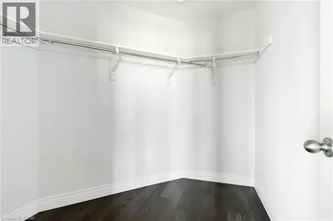 43 Riesling Court Hamilton ON L8G 0B4