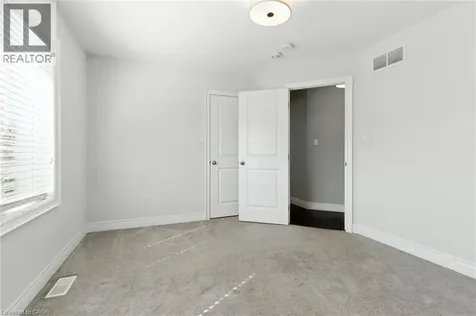 43 Riesling Court Hamilton ON L8G 0B4