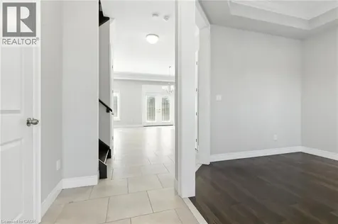 43 Riesling Court Hamilton ON L8G 0B4