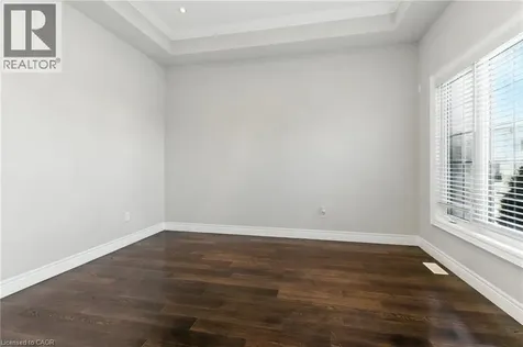 43 Riesling Court Hamilton ON L8G 0B4