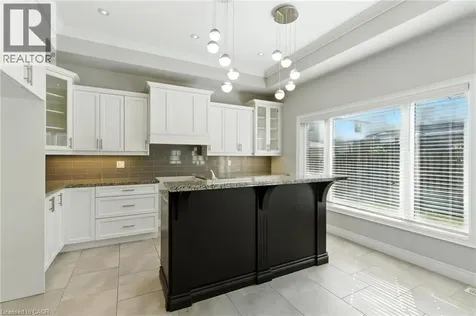 43 Riesling Court Hamilton ON L8G 0B4