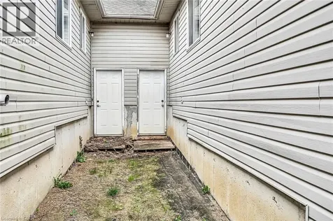83 Marion Street Mount Hope ON L0R 1W0