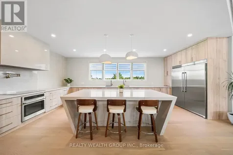 105 Franklin Crescent Whitby ON L0B 1A0