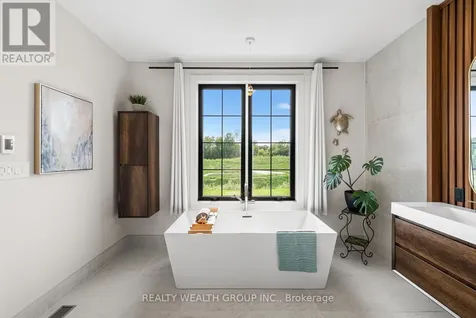 105 Franklin Crescent Whitby ON L0B 1A0