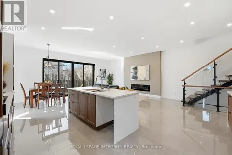 984 Watson Street Ottawa ON K2B 6C2