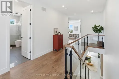 984 Watson Street Ottawa ON K2B 6C2