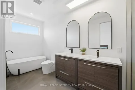 984 Watson Street Ottawa ON K2B 6C2
