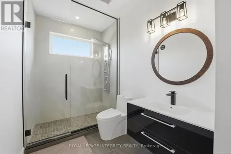 984 Watson Street Ottawa ON K2B 6C2