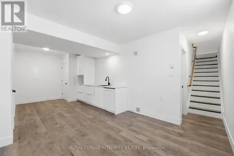 984 Watson Street Ottawa ON K2B 6C2