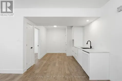 984 Watson Street Ottawa ON K2B 6C2
