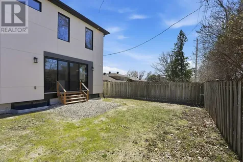 984 Watson Street Ottawa ON K2B 6C2