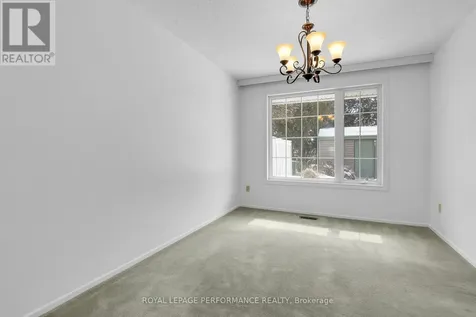2166 Bickerton Avenue Ottawa ON K1J 6Y3