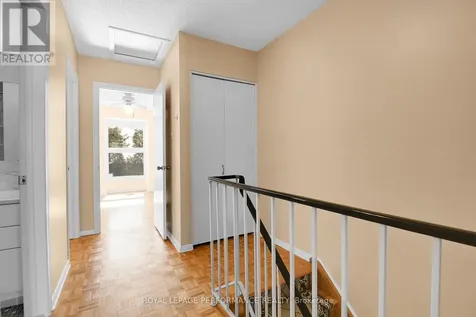 2166 Bickerton Avenue Ottawa ON K1J 6Y3