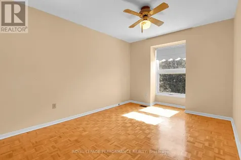 2166 Bickerton Avenue Ottawa ON K1J 6Y3