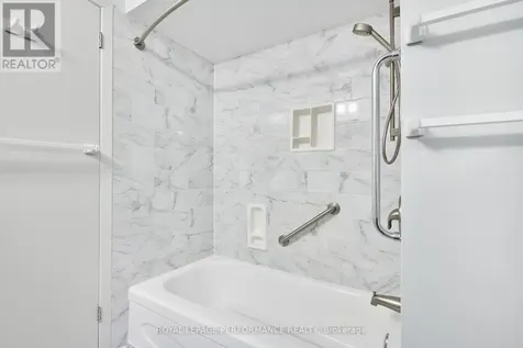 2166 Bickerton Avenue Ottawa ON K1J 6Y3