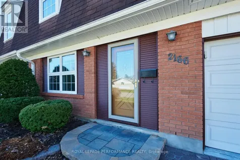 2166 Bickerton Avenue Ottawa ON K1J 6Y3