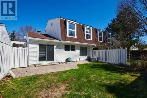 2166 Bickerton Avenue Ottawa ON K1J 6Y3