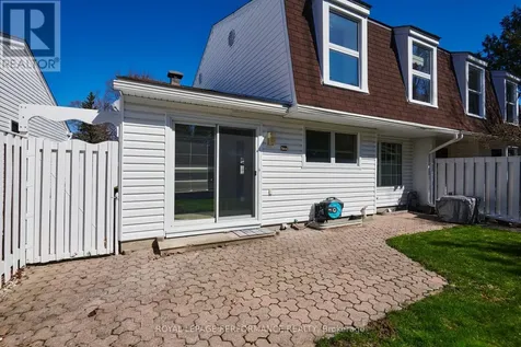2166 Bickerton Avenue Ottawa ON K1J 6Y3