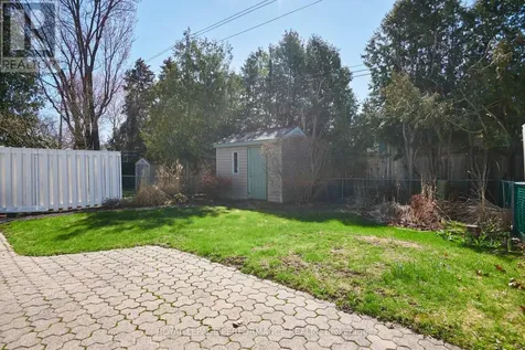 2166 Bickerton Avenue Ottawa ON K1J 6Y3