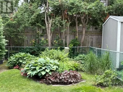 2166 Bickerton Avenue Ottawa ON K1J 6Y3