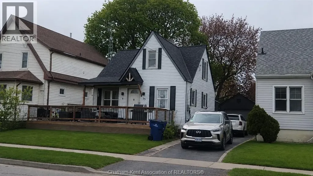 95 Poplar Street Chatham ON N7L 1K2