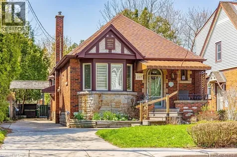 157 Longwood Road North Hamilton ON L8S 3V8