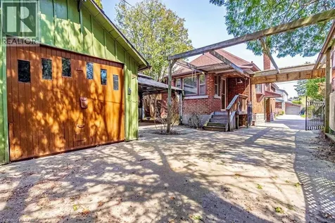 157 Longwood Road North Hamilton ON L8S 3V8