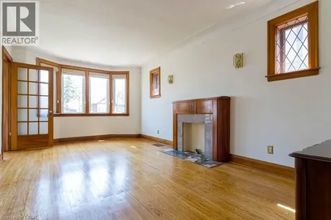 157 Longwood Road North Hamilton ON L8S 3V8