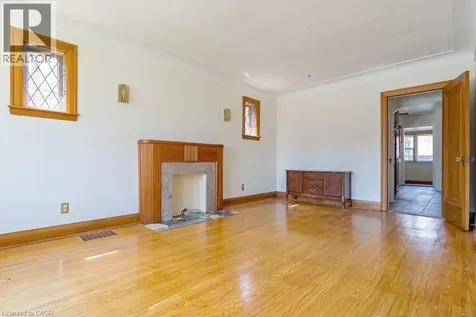 157 Longwood Road North Hamilton ON L8S 3V8