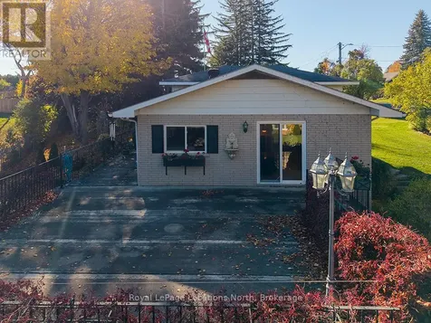 15 Wellington Street South Blue Mountains ON N0H 2P0