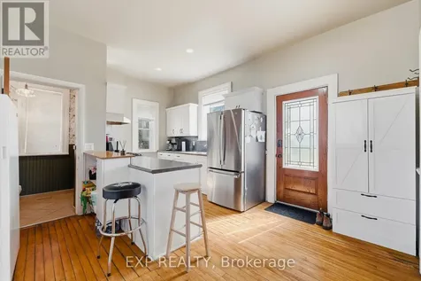 17 Allan Street West Minto ON N0G 1M0