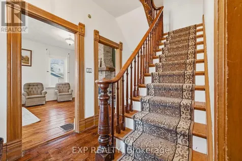 17 Allan Street West Minto ON N0G 1M0