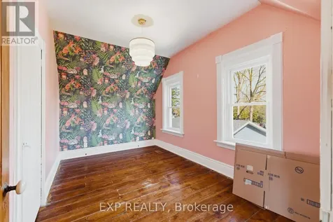 17 Allan Street West Minto ON N0G 1M0