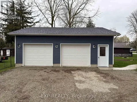 17 Allan Street West Minto ON N0G 1M0