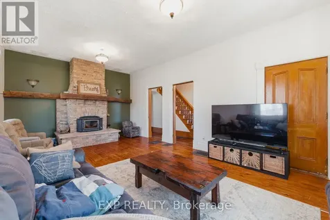 17 Allan Street West Minto ON N0G 1M0