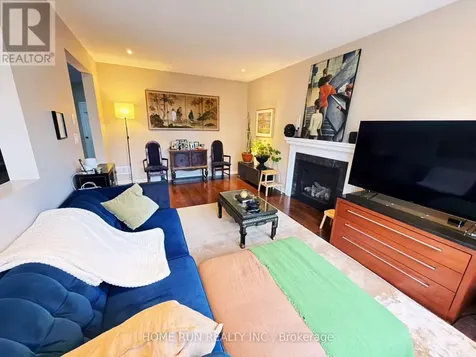 531 Carina Crescent Ottawa ON K2J 0Z4