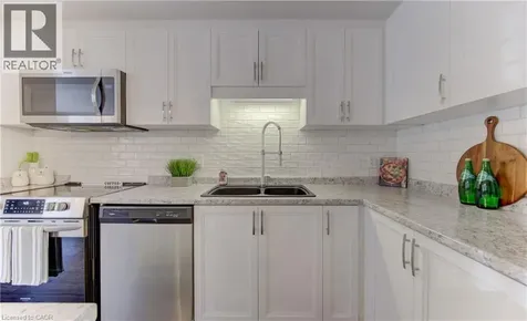 1989 Ottawa Street South Kitchener ON N2E 0G7