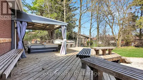 251 4th Avenue Hanover ON N4N 2B6