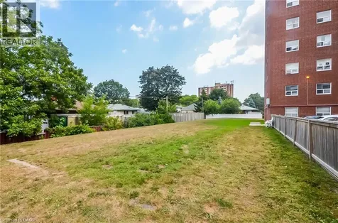851 Queenston Road Stoney Creek ON L8G 1B4