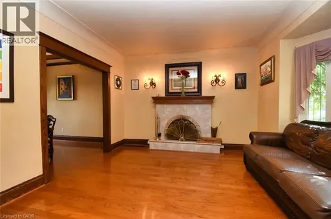 522 Aberdeen Avenue Hamilton ON L8P 2S2